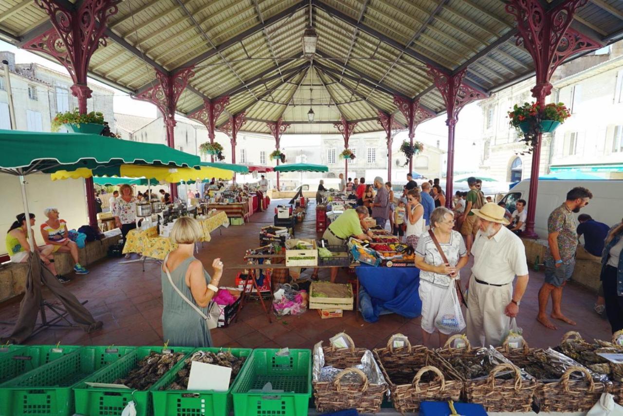 Bourg Superbe Appart Avec Vue Magnifique エクステリア 写真